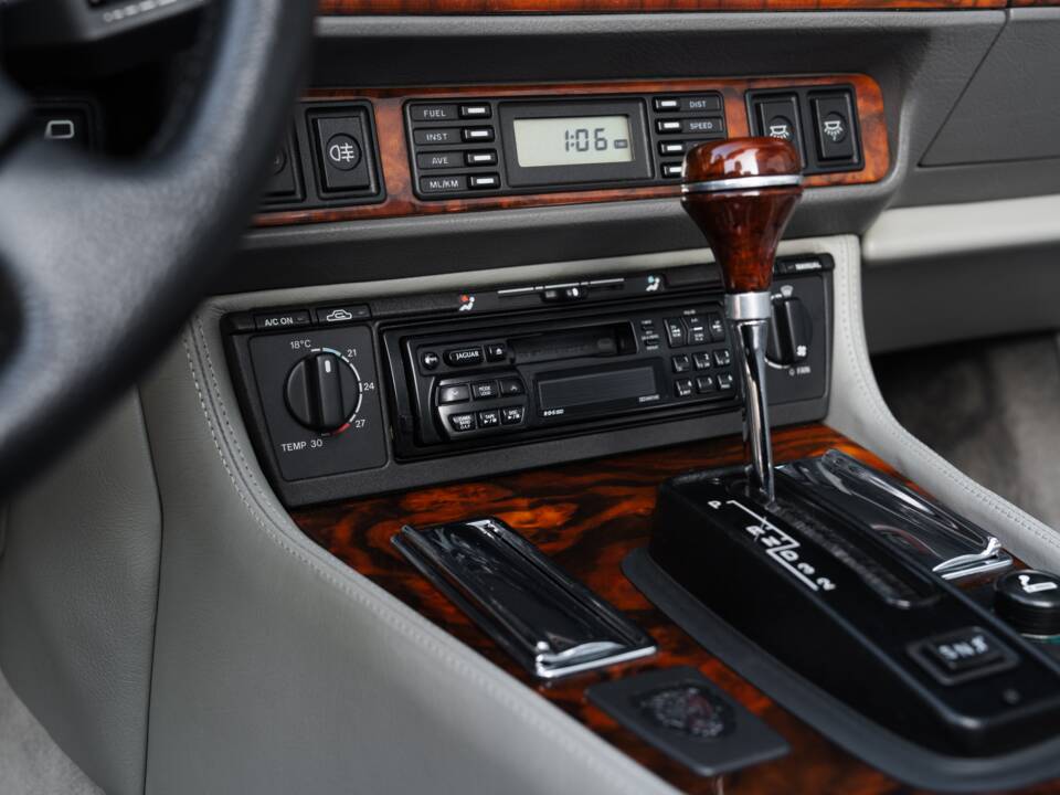 Imagen 30/52 de Jaguar XJS 4.0 (1994)
