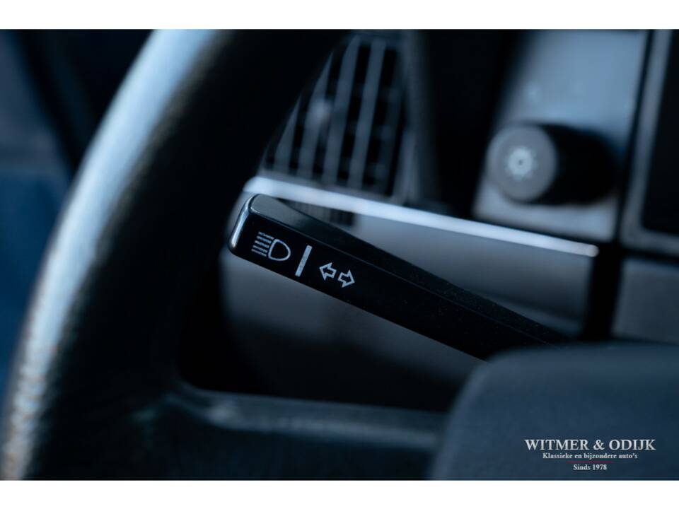 Image 24/28 of Volvo 240 (1992)