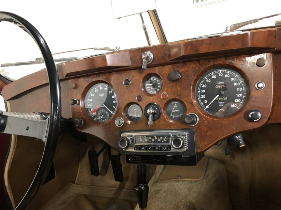 Bild 26/28 von Jaguar XK 140 SE DHC (1956)