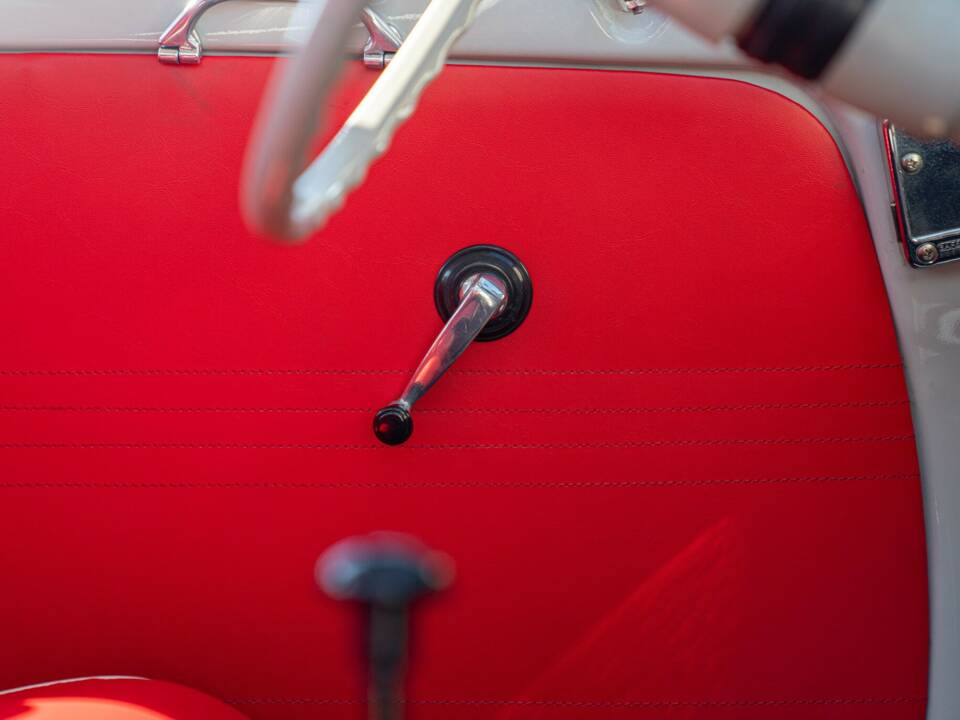 Bild 43/50 von FIAT 500 Nuova Sport (1960)