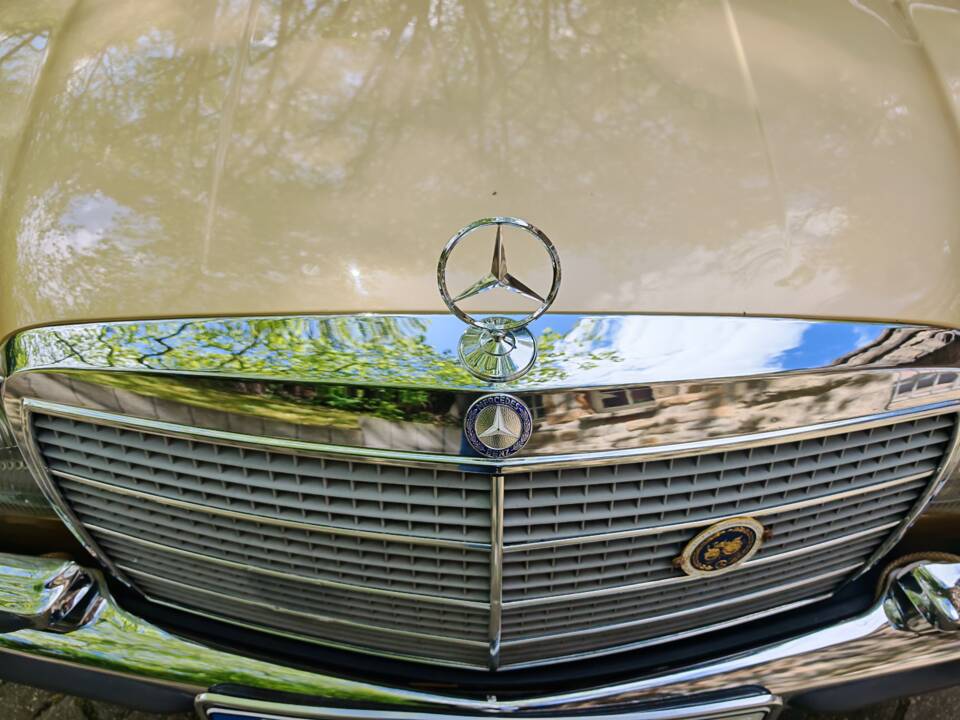 Bild 13/28 von Mercedes-Benz 280 SE (1974)