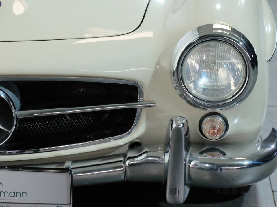 Image 22/31 of Mercedes-Benz 190 SL (1959)