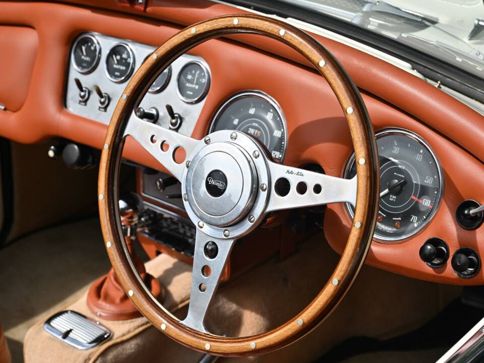 Imagen 45/50 de Daimler SP 250 (1960)