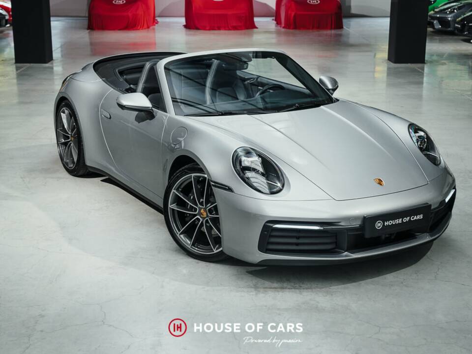 Image 4/25 of Porsche 911 Carrera (2023)