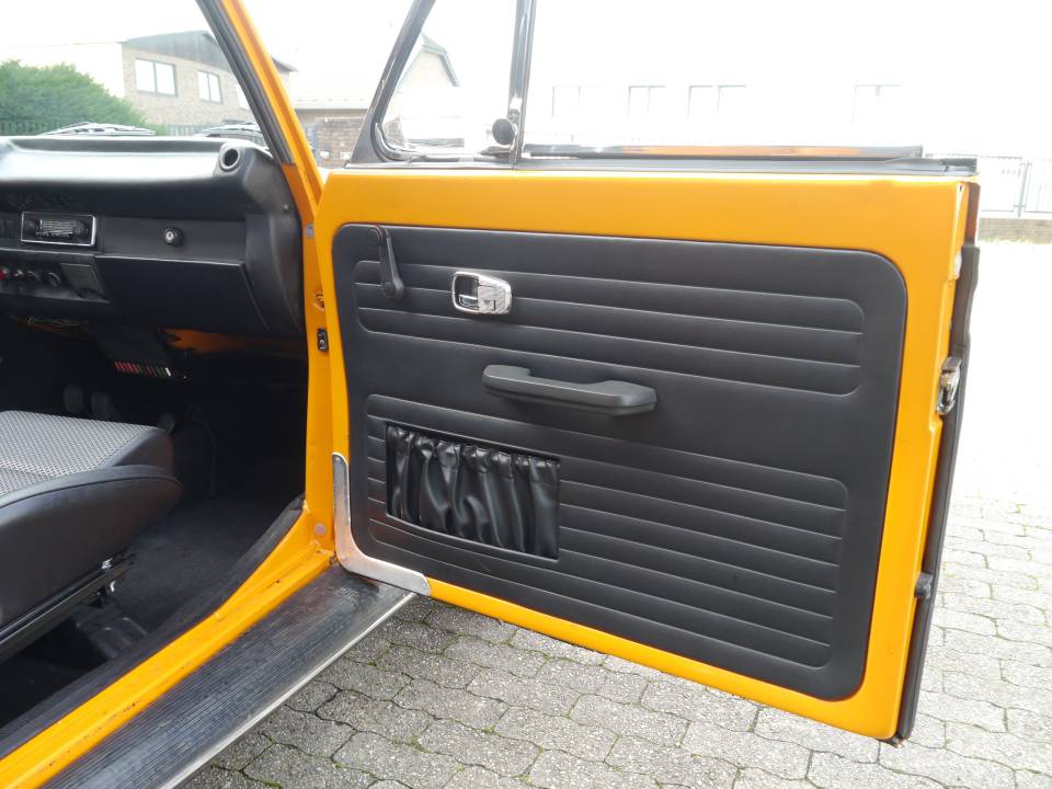 Image 32/58 of Volkswagen Kever 1303 (1973)