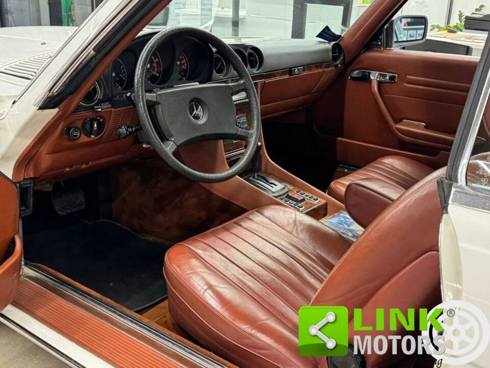 Imagen 5/10 de Mercedes-Benz 380 SLC (1981)