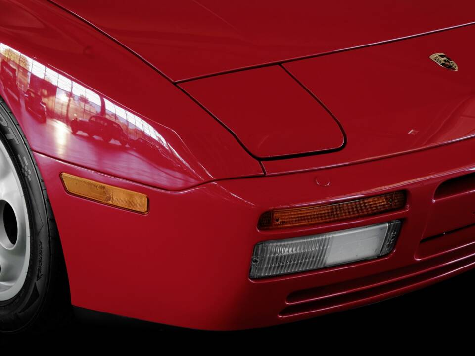 Bild 50/50 von Porsche 944 S2 (1990)