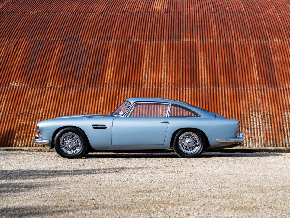 Afbeelding 13/46 van Aston Martin DB 4 (1962)