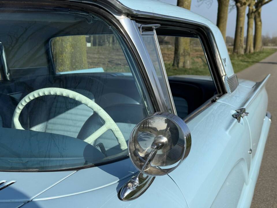 Immagine 21/21 di Ford Thunderbird (1959)