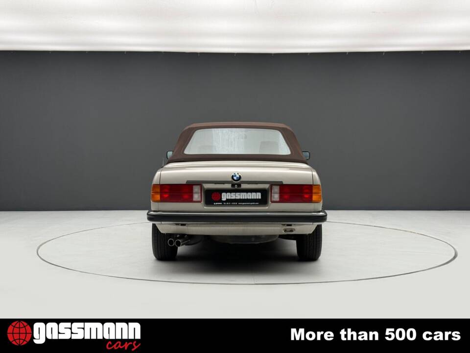 Bild 8/15 von BMW 320i (1990)