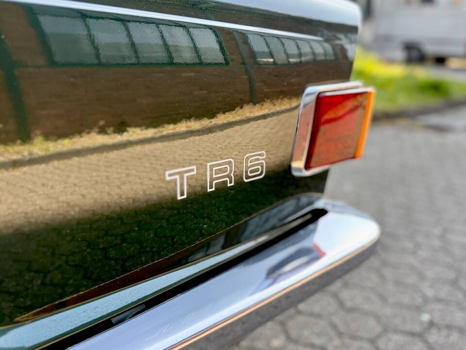 Image 8/24 de Triumph TR 6 (1973)