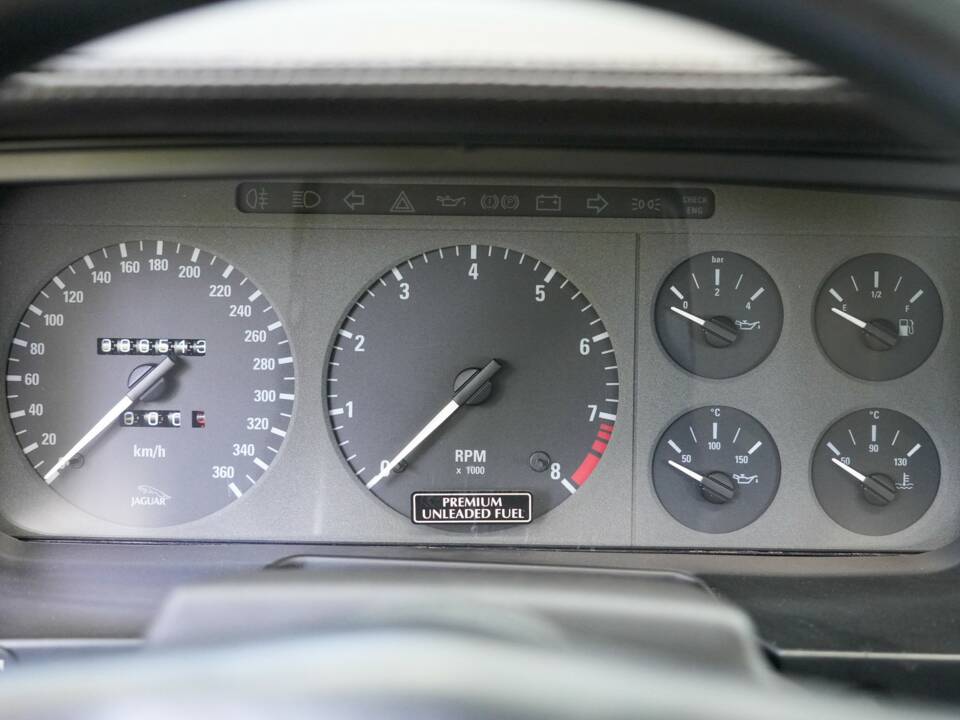 Bild 22/50 von Jaguar XJ 220 (1993)