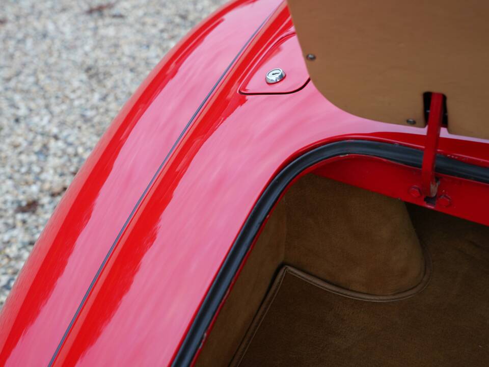 Imagen 28/50 de Jaguar XK 120 OTS (1954)