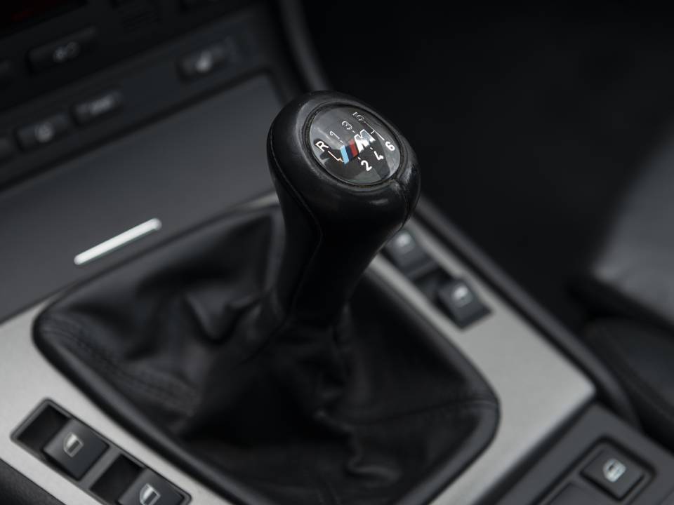 Immagine 16/39 di BMW M3 (2003)