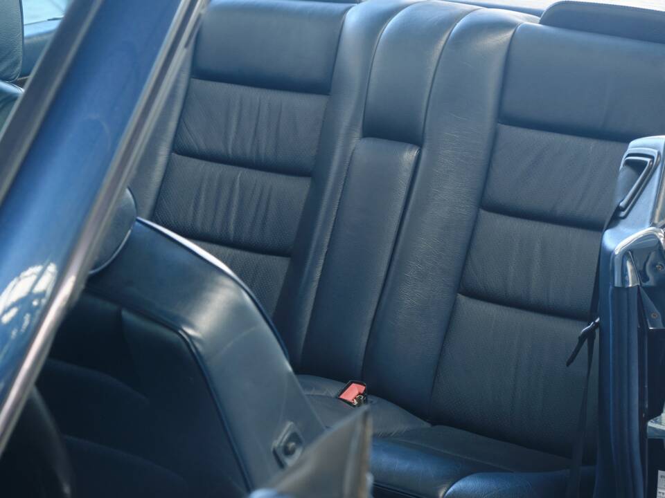 Bild 49/50 von Mercedes-Benz E 200 (1996)