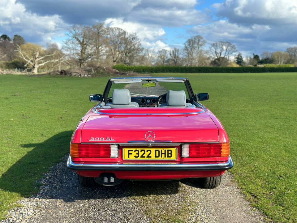 Image 8/50 de Mercedes-Benz 300 SL (1988)