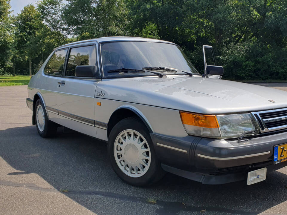Bild 1/5 von Saab 900 Turbo (1987)