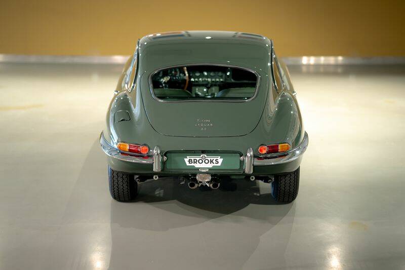 Image 19/50 de Jaguar Type E 4.2 (1966)