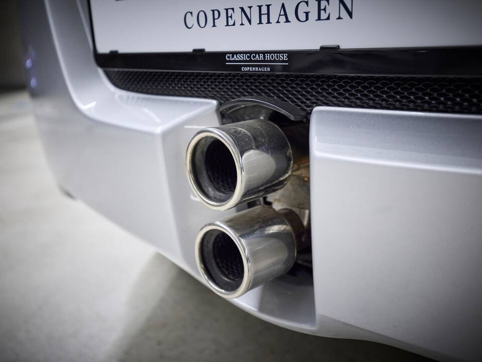 Image 57/81 of Opel Speedster 2.0 Turbo (2003)