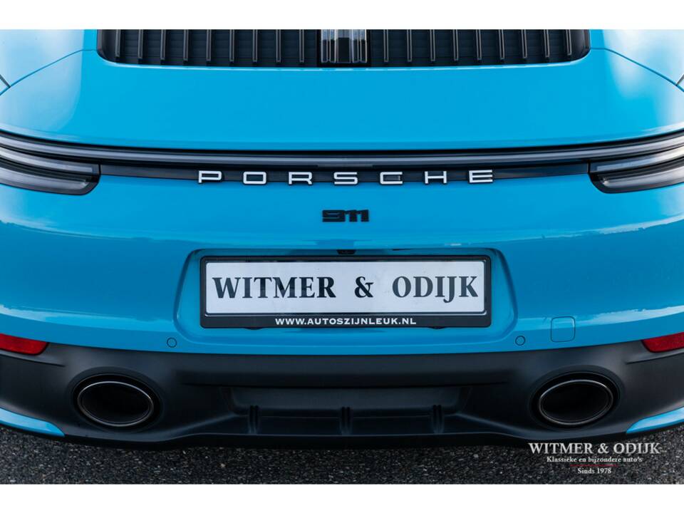 Image 16/42 of Porsche 911 Carrera (2020)