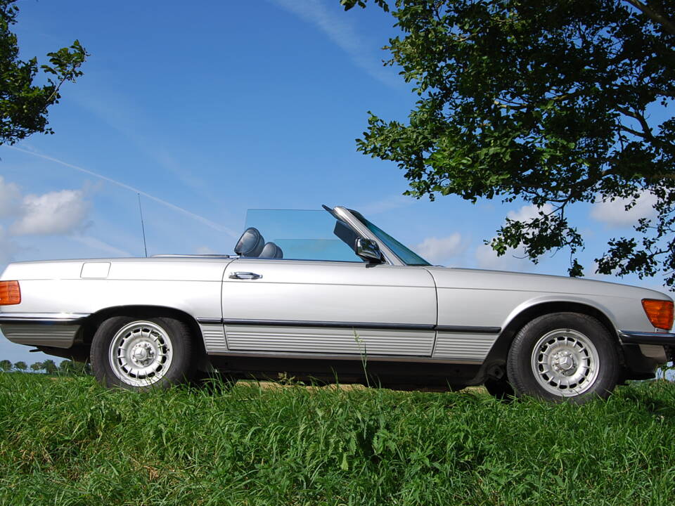 Bild 8/96 von Mercedes-Benz 280 SL (1982)