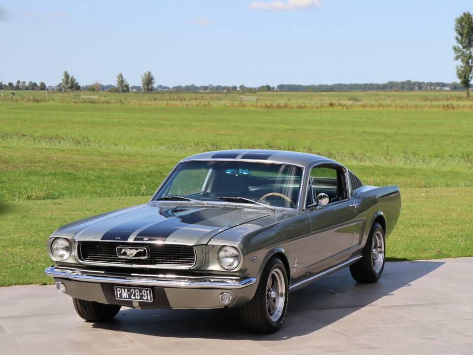 Image 21/50 de Ford Mustang 289 (1966)