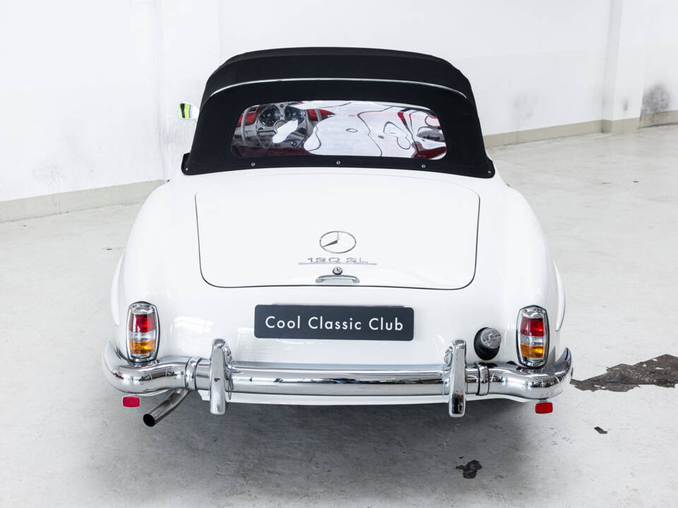 Image 6/31 of Mercedes-Benz 190 SL (1961)