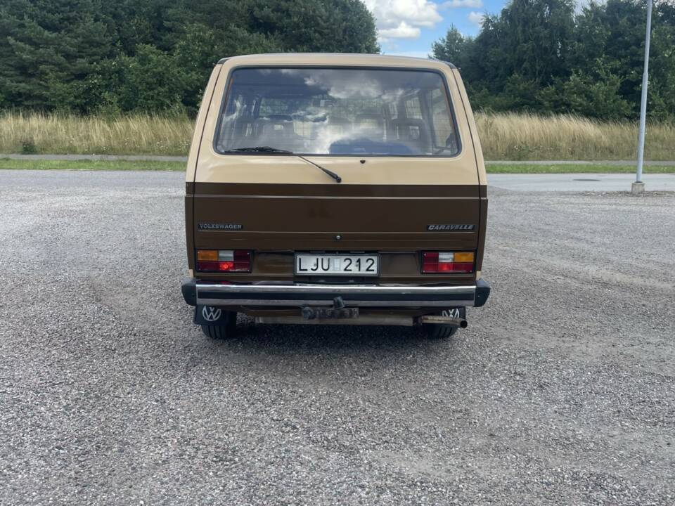 Bild 6/16 von Volkswagen T3 Caravelle GL 1.9 (1982)