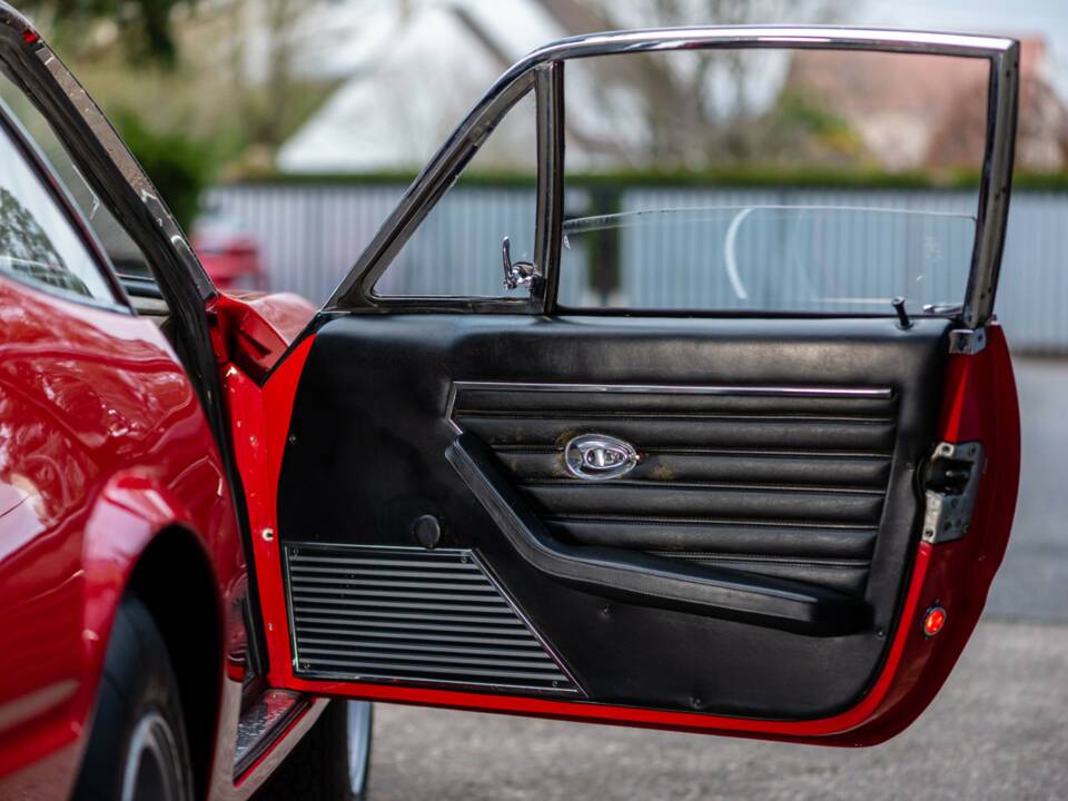 Image 39/50 de Ferrari 365 GTB/4 Daytona (1973)