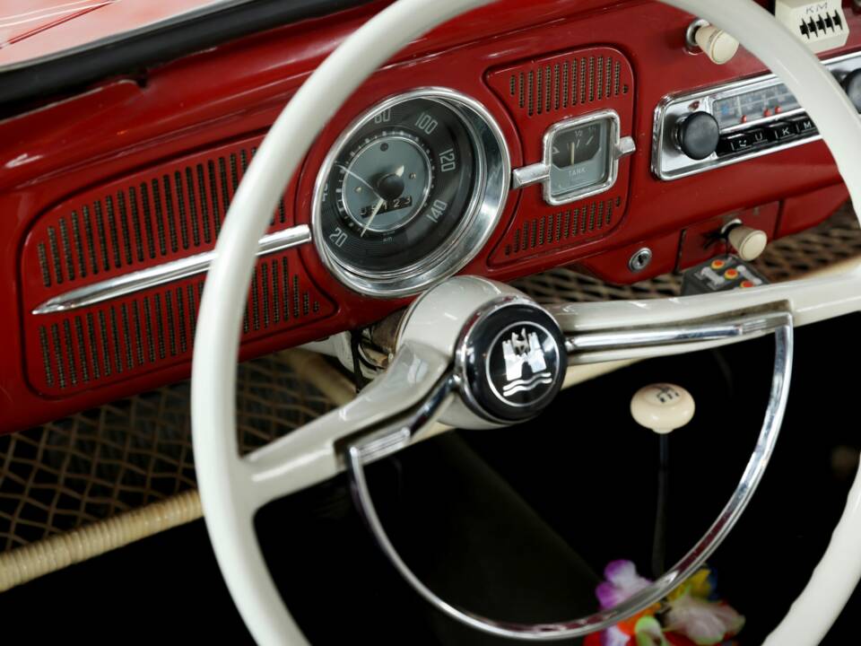 Immagine 37/50 di Volkswagen Beetle 1200 Export &quot;Dickholmer&quot; (1963)