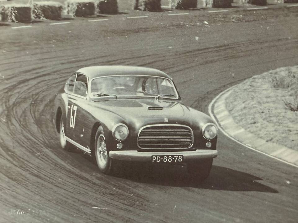 Immagine 1/27 di Ferrari 212 Inter (1952)