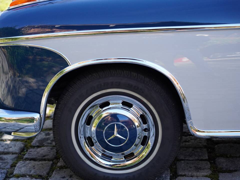 Bild 13/14 von Mercedes-Benz 220 S Cabriolet (1959)