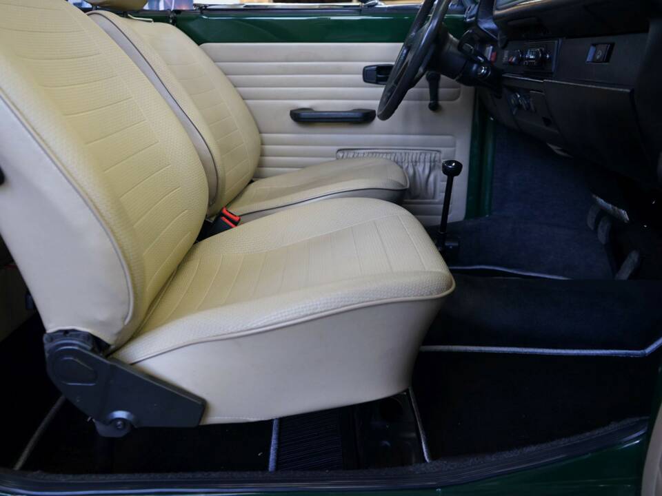 Image 22/53 of Volkswagen Beetle 1303 LS (1978)