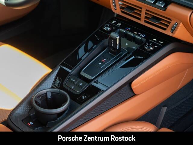 Bild 18/31 von Porsche 911 Carrera 4 GTS (2026)