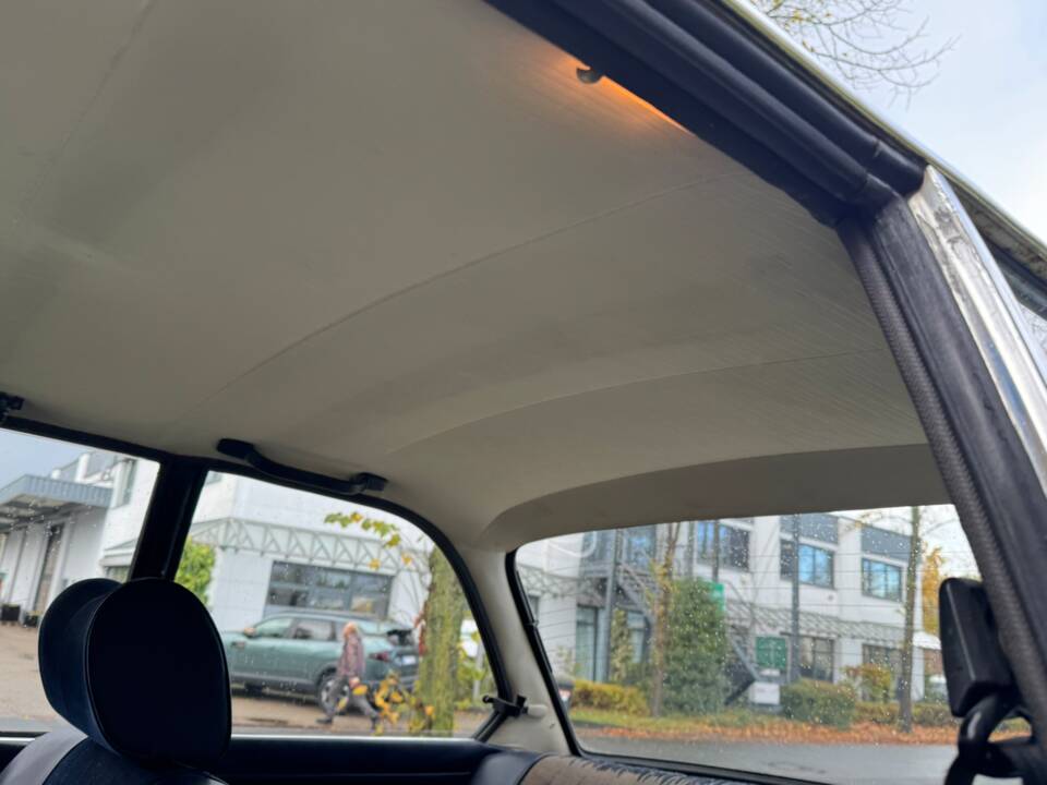 Bild 12/17 von BMW 1502 (1976)