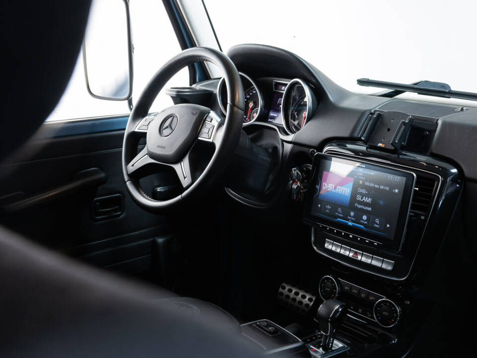Image 12/35 of Mercedes-Benz G 350 d Professional (2018)