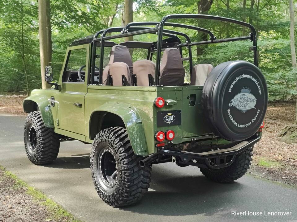 Bild 4/33 von Land Rover Defender 90 (1993)
