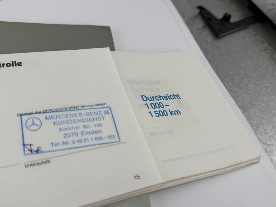 Image 34/37 de Mercedes-Benz 500 SL 6.0 AMG (1990)