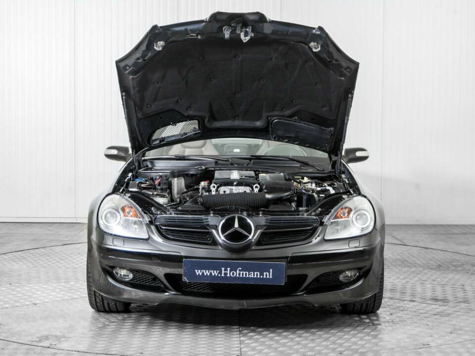 Immagine 38/50 di Mercedes-Benz SLK 200 Kompressor (2004)