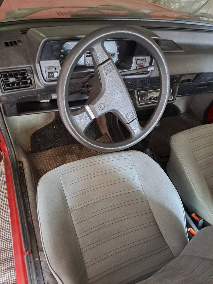 Bild 6/10 von Volkswagen Polo II Steilheck 1.0 (1984)