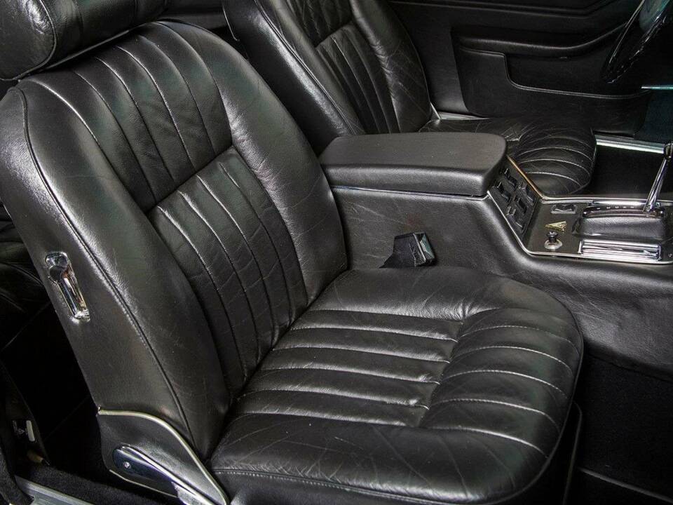 Image 23/31 of Jaguar XJ 5.3 C (1978)