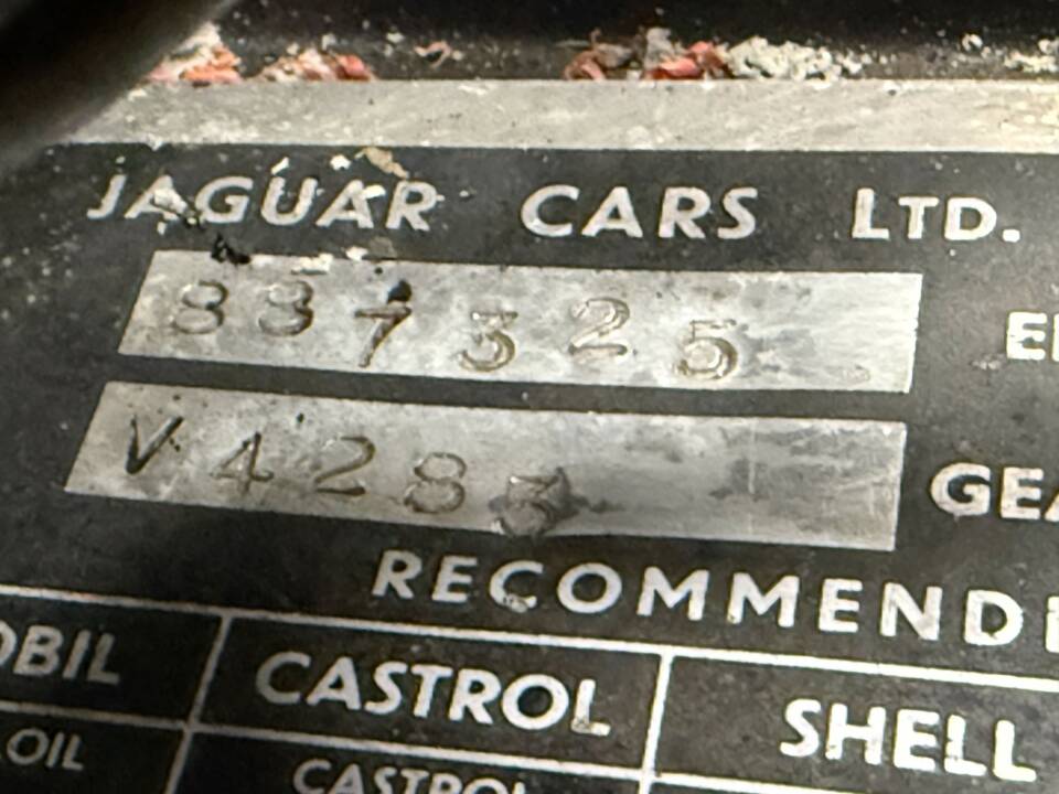 Afbeelding 31/50 van Jaguar E-Type 3.8 (1963)