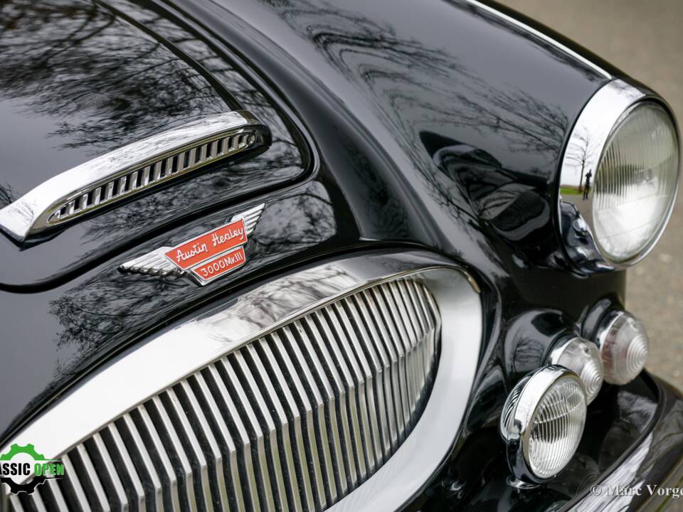 Image 23/44 de HMC Mk IV (1998)