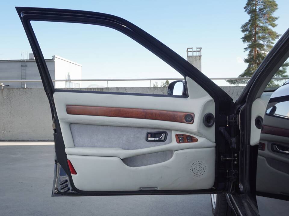 Image 30/43 of Maserati Quattroporte 3.2 Evoluzione (1999)