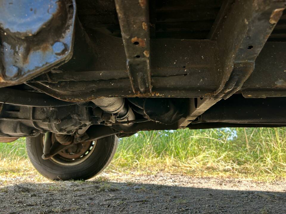 Image 18/20 of Volkswagen T2b Kombi (1974)