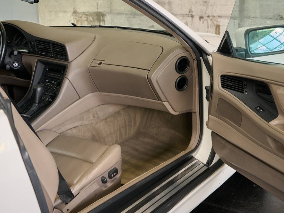 Immagine 35/50 di BMW 850i (1990)