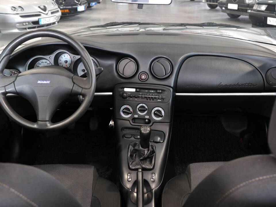 Bild 29/37 von FIAT Barchetta 1.8 16V (1998)