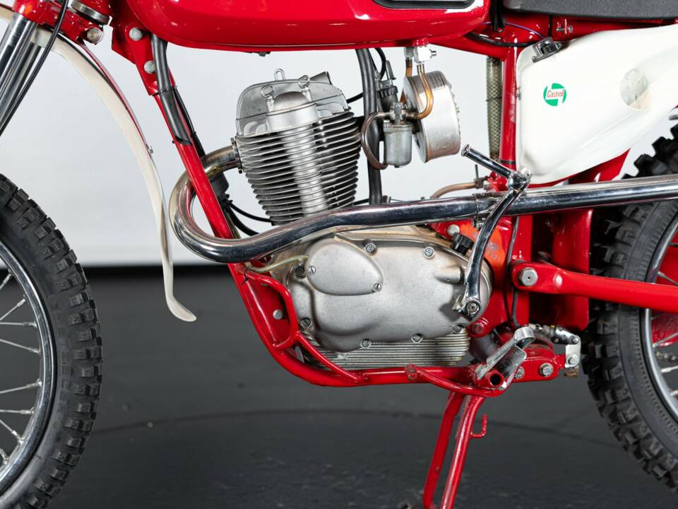 Afbeelding 21/39 van Moto Morini Corsaro 125 (1969)
