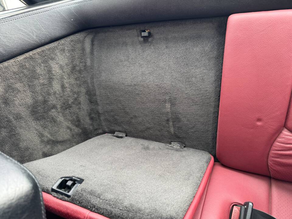 Image 25/51 of Mercedes-Benz SL 320 (1996)