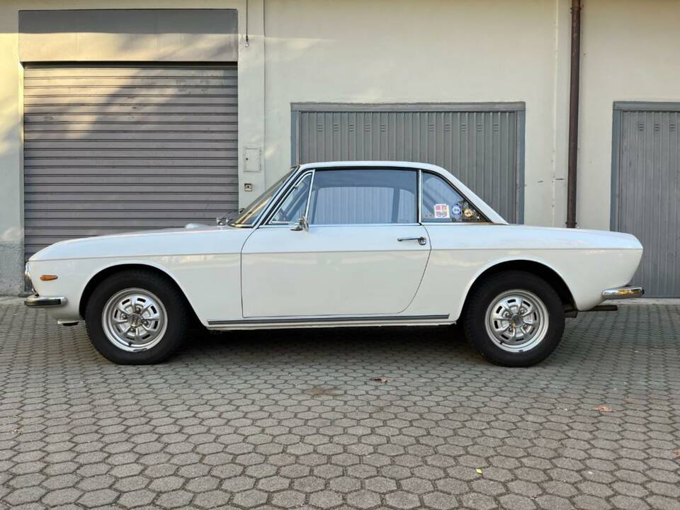 Image 8/44 of Lancia Fulvia 1.3 S (1970)